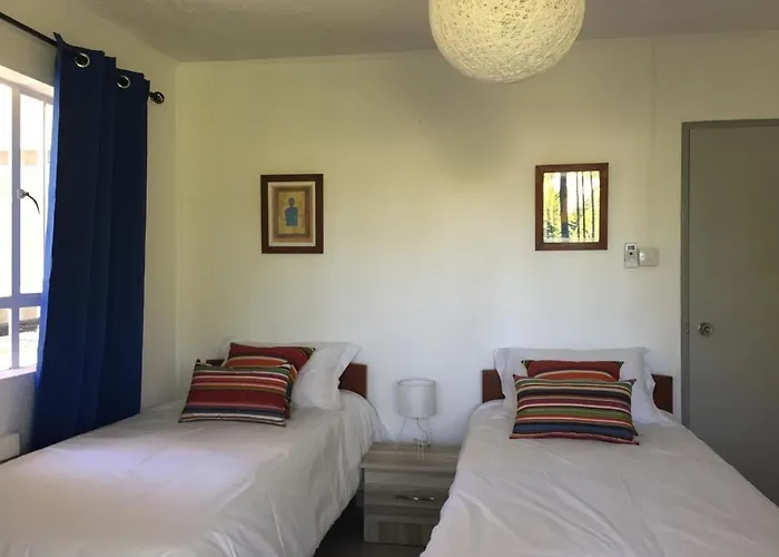 Bel Appartement Sur La Route Cotiere A 50 M D Une Tres Belle Plage