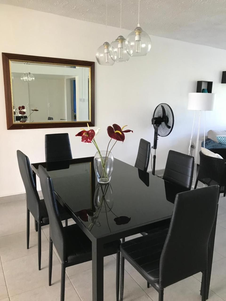 Bel Sur La Route Cotiere A 50 M D Tres Belle Apartmán *